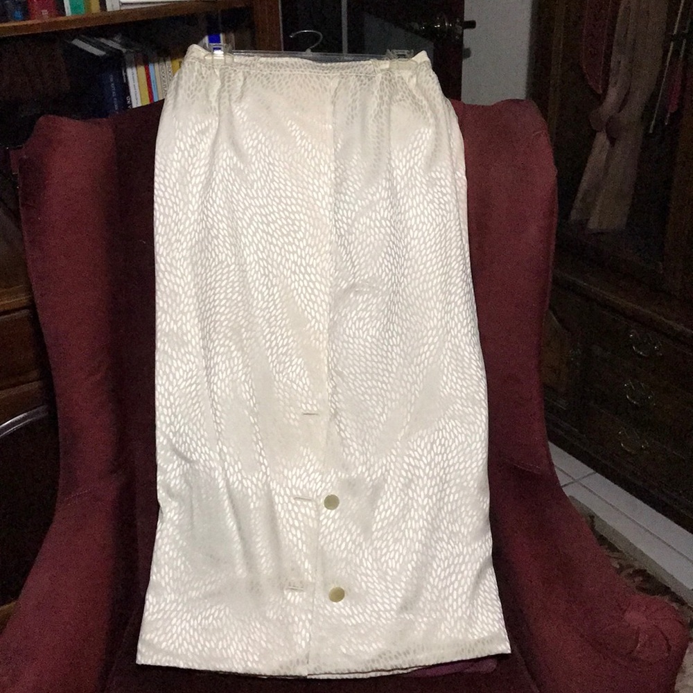 Valentino cream silk skirt